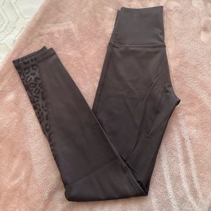 NWOT Aerie Offline High Waisted leggings
